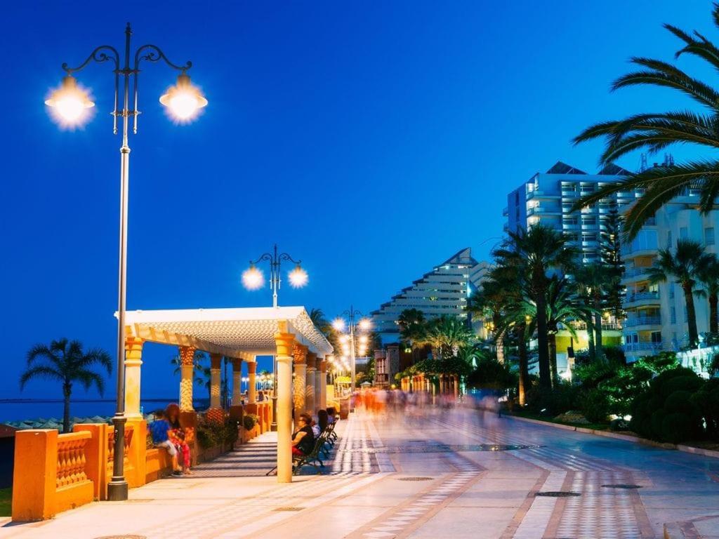 Precioso Apartamento Frente Al Mar 贝纳尔马德纳 外观 照片