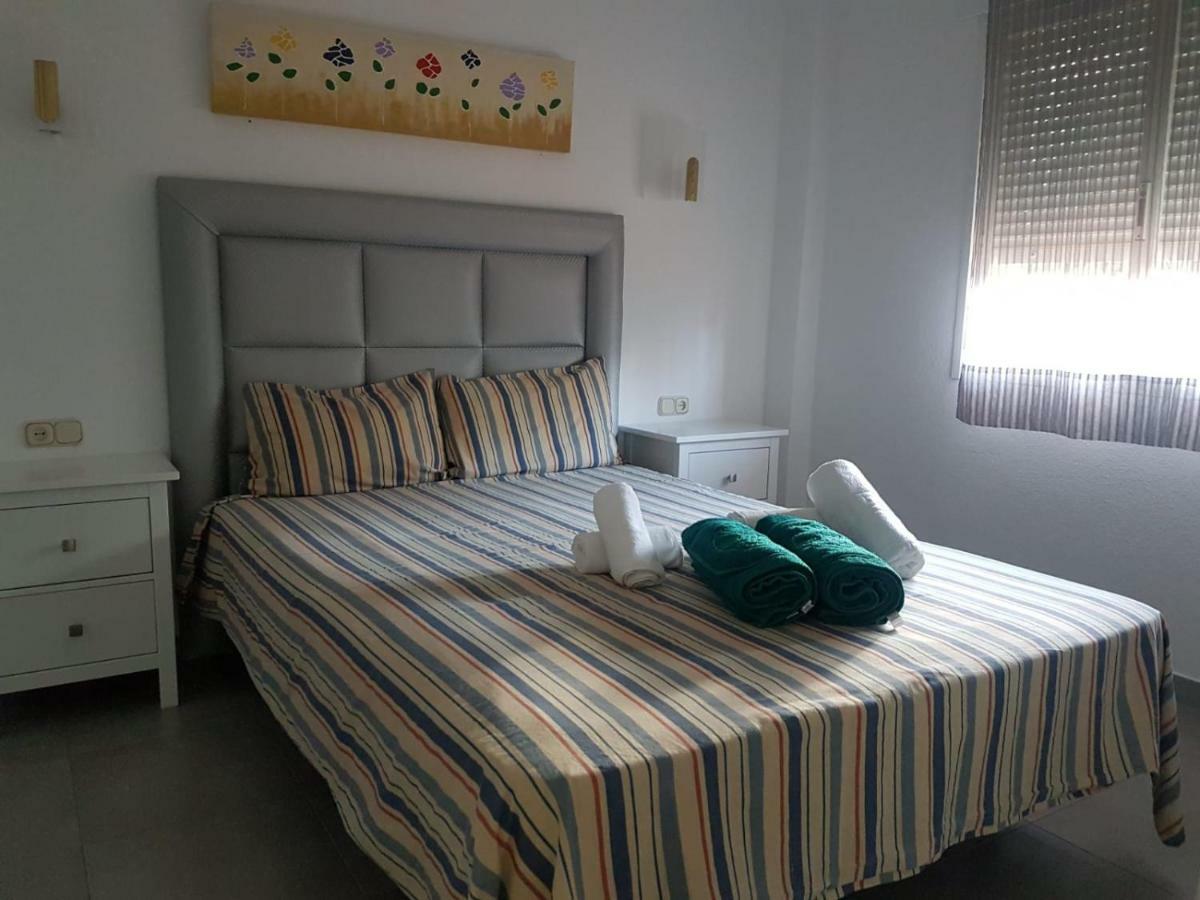 Precioso Apartamento Frente Al Mar 贝纳尔马德纳 外观 照片